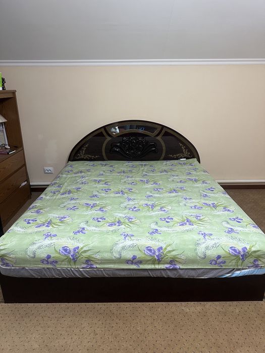 Спалльный гарнитур