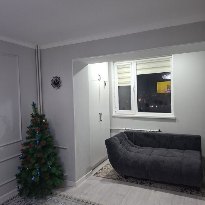 Диван трансформер можно поделить на части
Продаю уютный и стильны