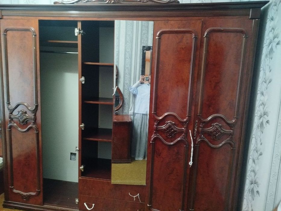 Mebel i miyaxkiy divan