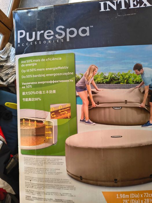 Jacuzzi, Piscină Pure Spa Intex Bubbles Massage de 4 persoane și Prelata Piscina Pure Spa Intex Bubbles Massage de 4
