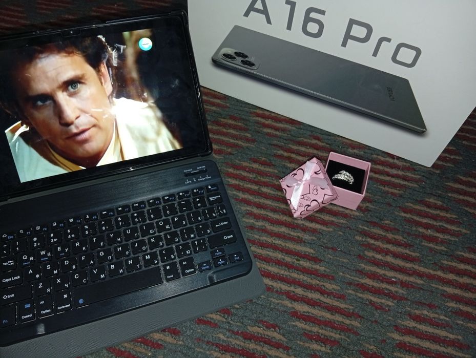 Продаётся новый планшет