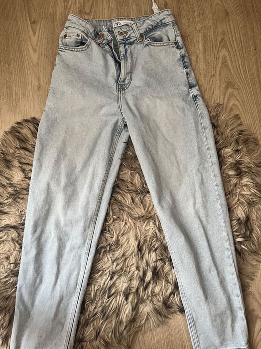 Дънки Bershka / Zara