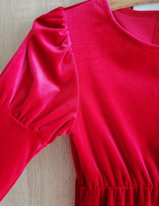 Rochita fetita 11 ani, o singură purtare