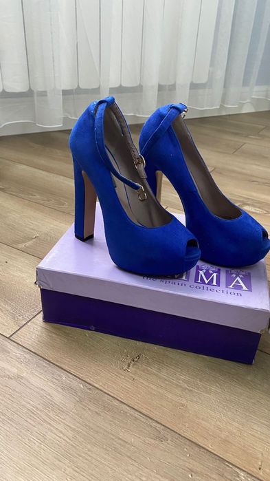 Продаю туфли