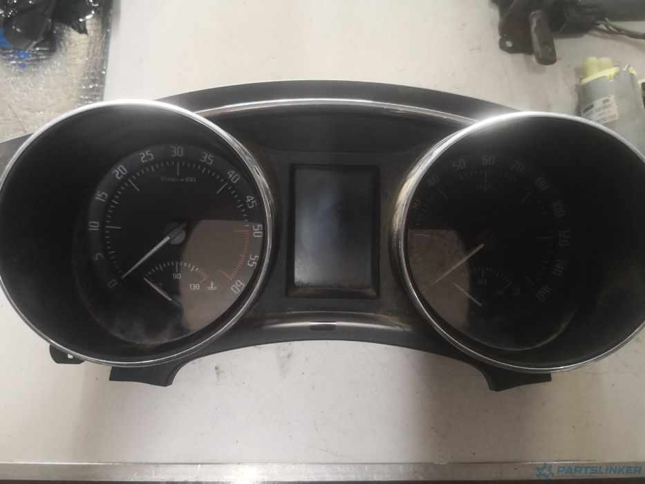 Ceasuri Bord Skoda Superb (3T4) [ 2008 - 2015 ] Oem 3T2920941K