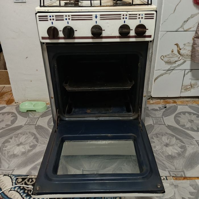 Газовая плита российская