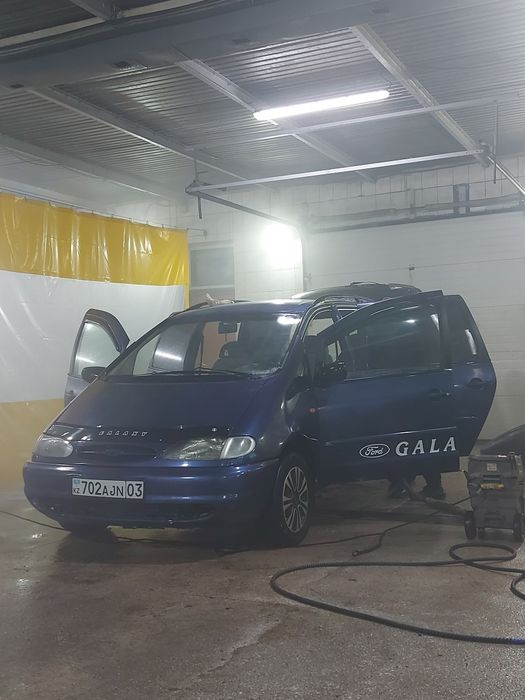 Продам машину минивэн