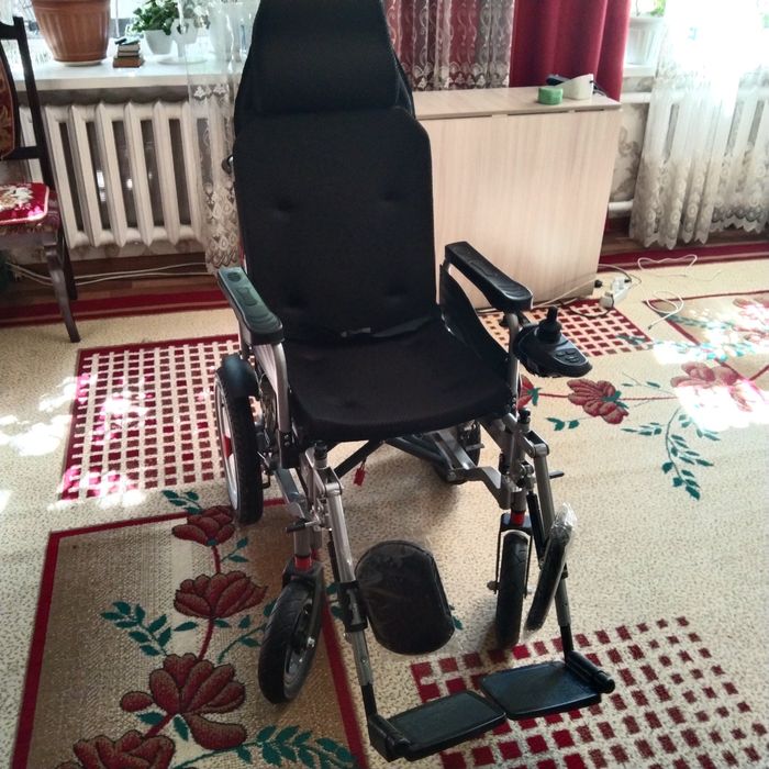 Продам коляску инвалидную