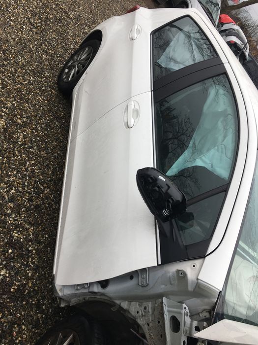 Piese Toyota Yaris 2016 Benzina