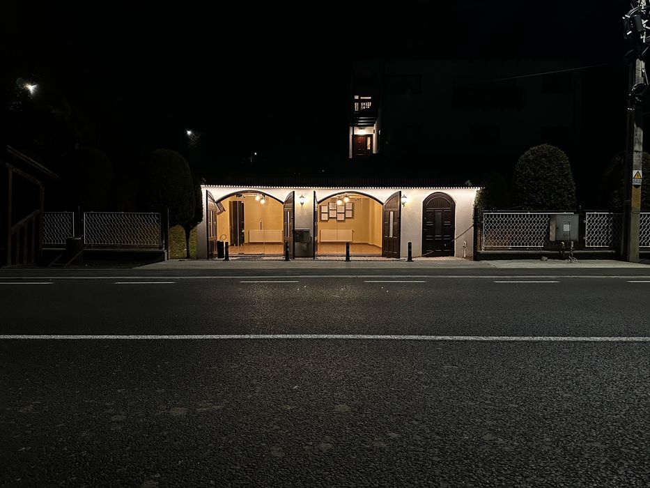 ÎNCHIRIEZ Spațiu Comercial DN73 –Moieciu de Jos (2.5 km / Castel) 60m2