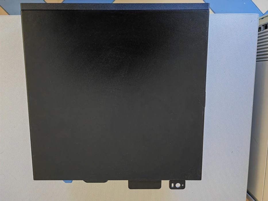 Dell OptiPlex 7070 SFF,Intel Core i7-9700,3.00GHz,NO RAM NO HARD DRIVE