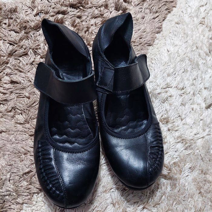 Продам кожаные туфли 37р