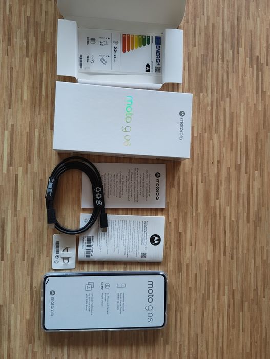 Промоция! Продавам чисто нов смартфон Motorola G06