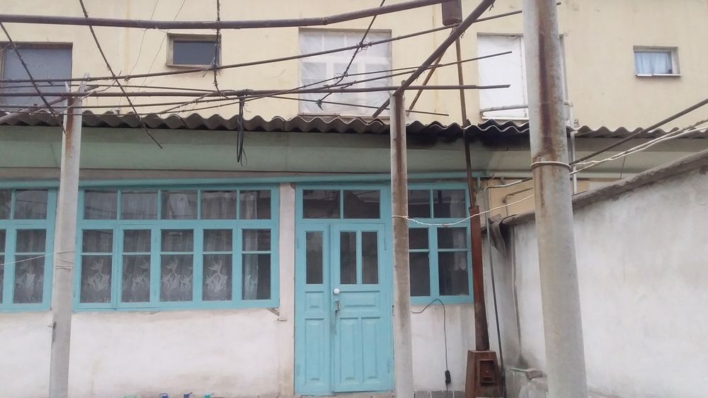 Тошкент вилояти Пискент тумани Бирлик кўчаси 50 уй сотилади