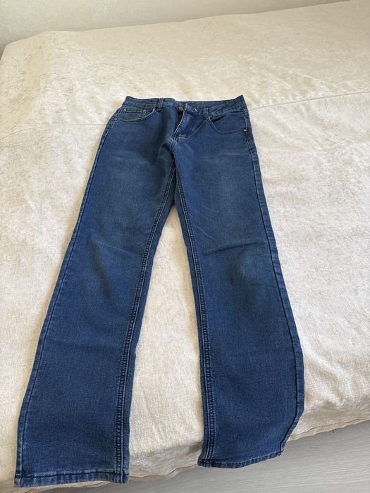 Продам джинсы синие