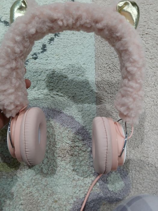 Слушалки с кабел