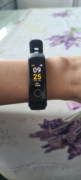 Смарт гривна Honor Band 4