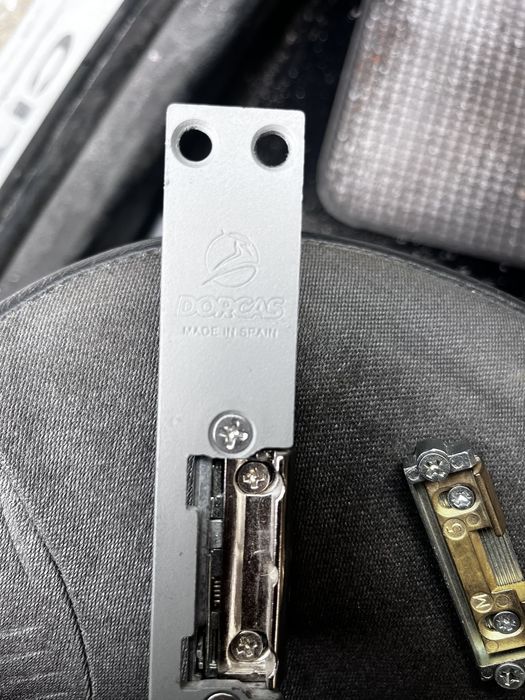 Електрическа брава нова