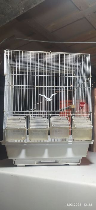 Клетка для птиц, канареек, попугаев