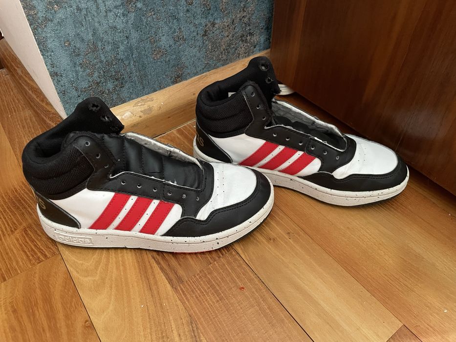 Adidas high top ( marimea 35)