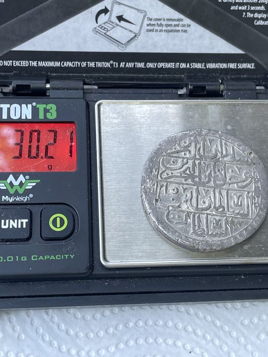 Doua monede vechi de argint