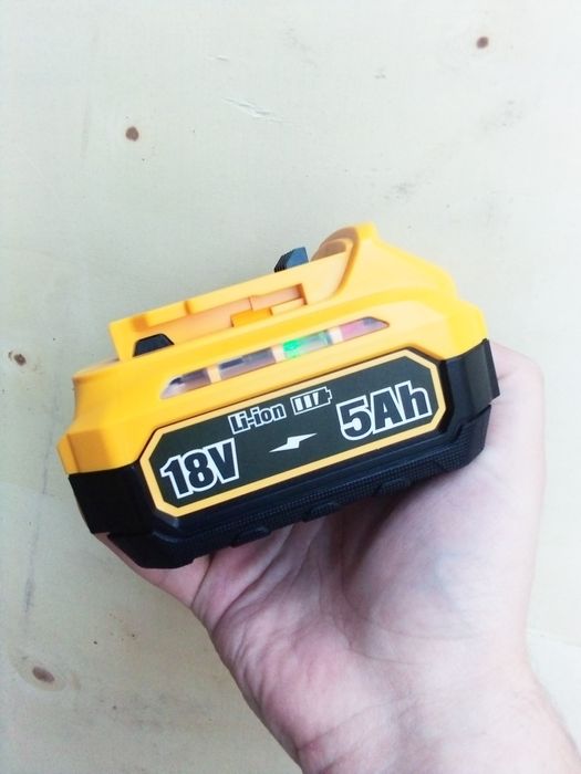 Аккумулятор DeWalt 5Ah батарея девольт 5Ач