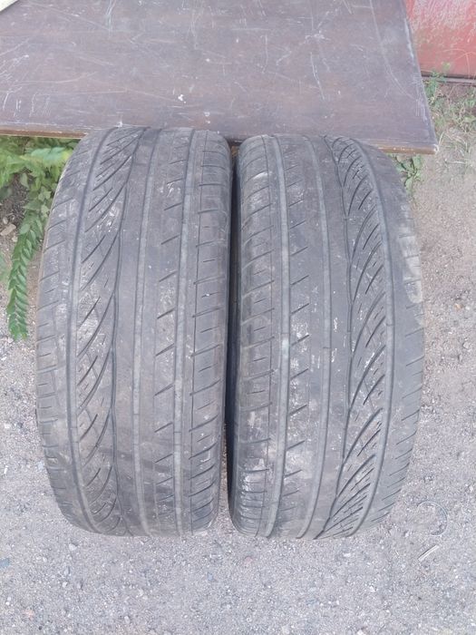 2 шины Hifly Китай 235 55 R18.