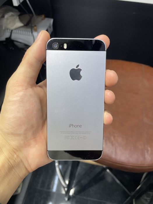 Apple iPhone 5 s