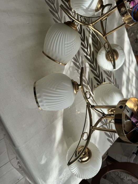 Люстры в хорошем состоянии