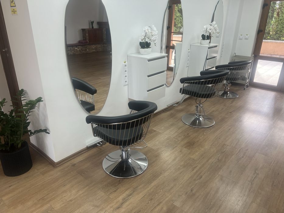 Mobilier salon coafor cosmetica