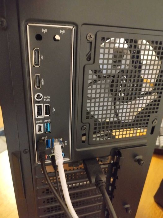 PC Gaming AMD Ryzen 7 7700/RX 6800XT 16GB/32GB DDR5 6000Mhz/Garantie