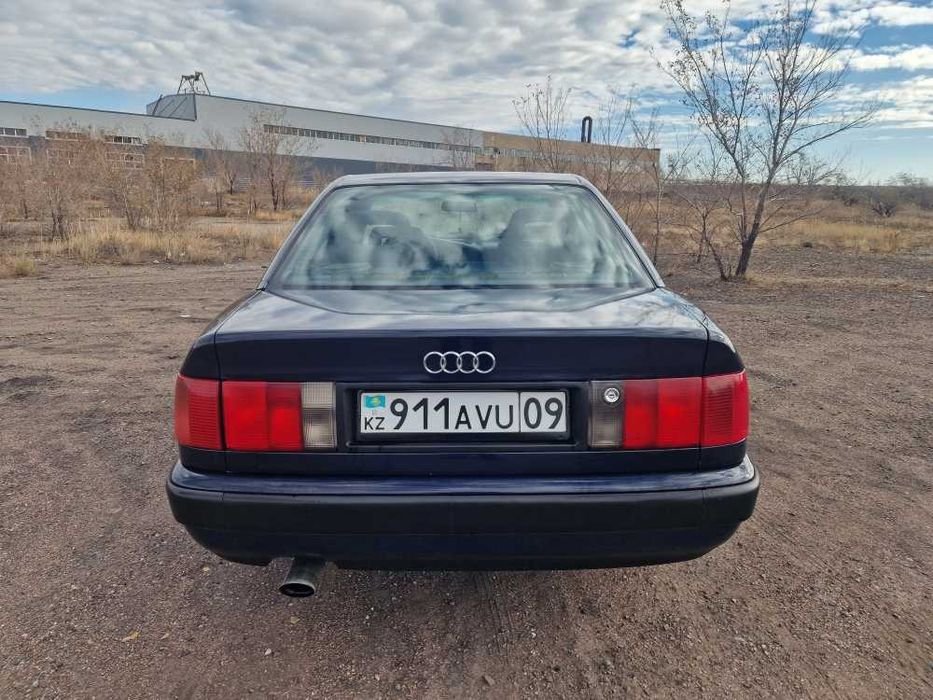Продам Audi 100 c4 2.3