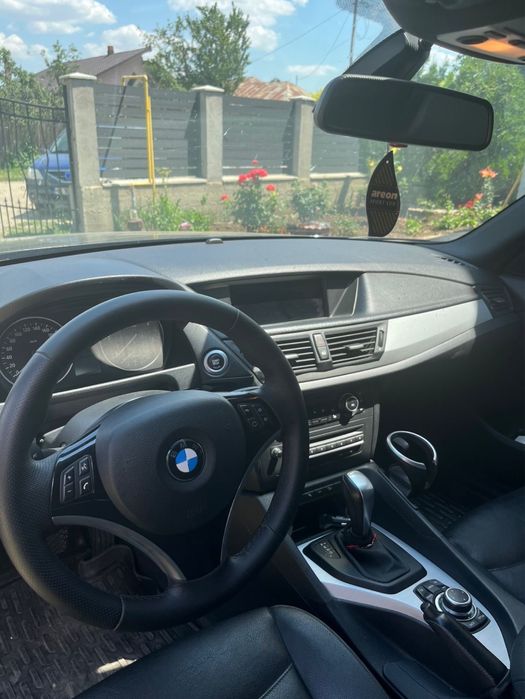 BMW X1 2010 — imagine 5