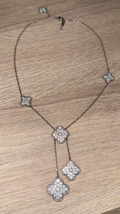 Van Cleef колие в сребърно с камъчета