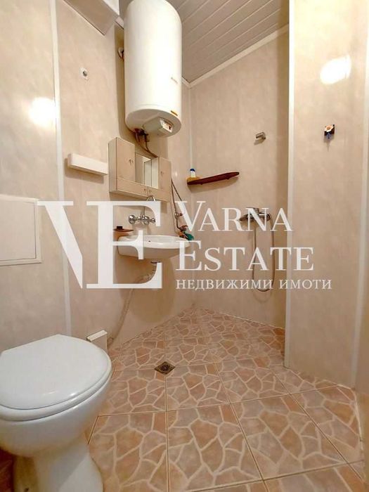 Продава се Тристаен апартамент в Варна, Победа - 65 кв.м за 1693 €/кв.м - Снимка #17