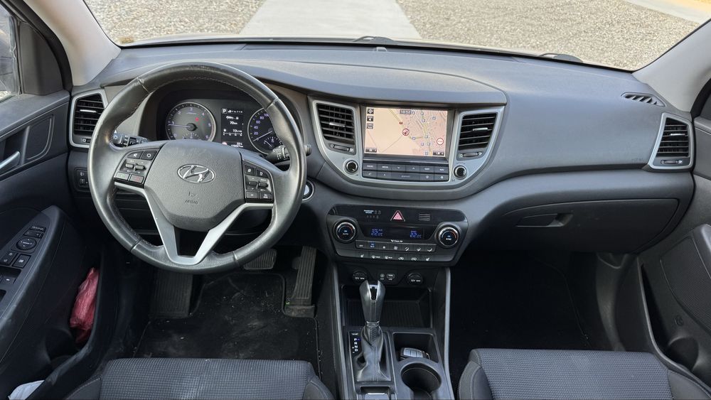 Hyundai Tucson 1,7 crdi , automat