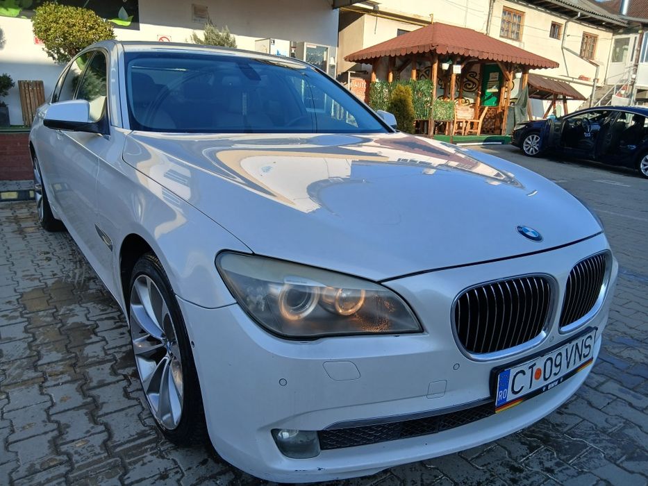 BMW 7 Series 2010 — imagine 3