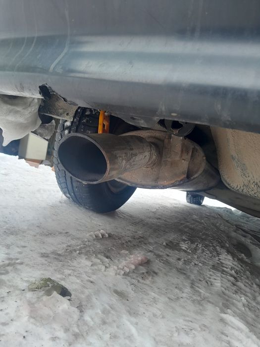 Автомобиль Ваз 2114