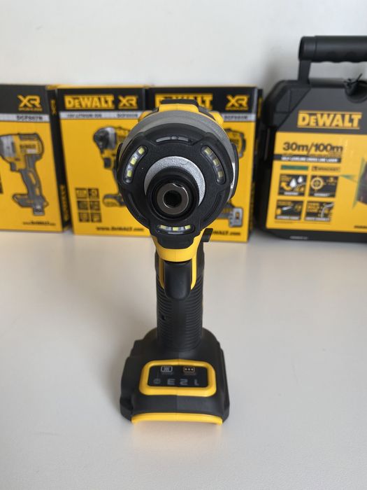 Новият Импакт / Винтоверт DeWALT DCF860N 18V 282Nm