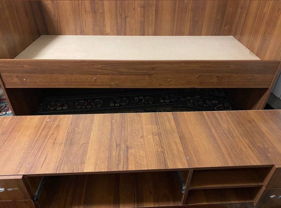 Мебель. Кровать. Спальня