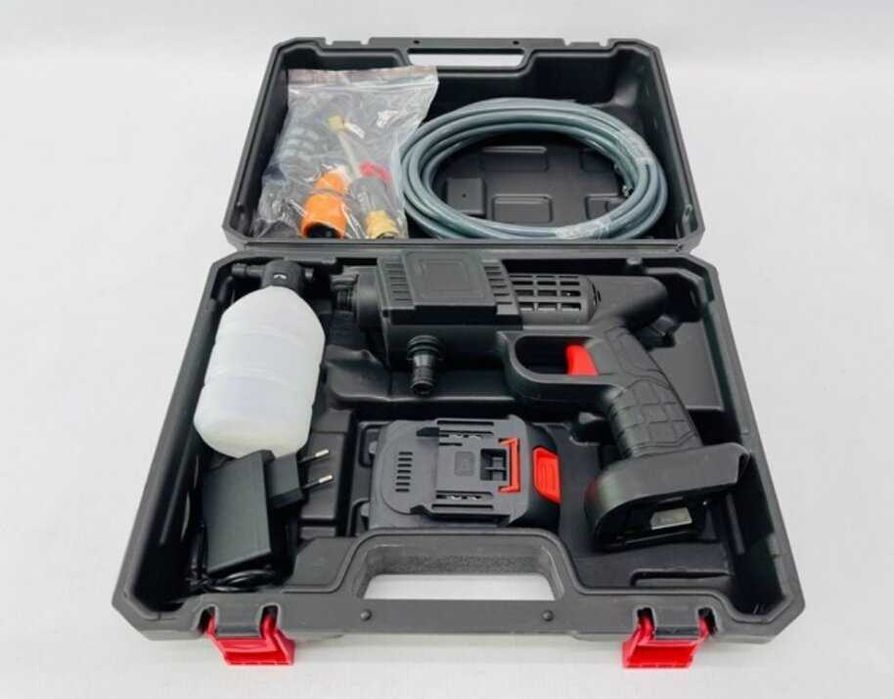 Преносима акумулаторна водоструйка 2000W 90BAR с две батерии