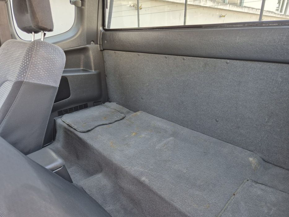 Mitsubishi L200 2004 Benă lungă Aer condiționat
