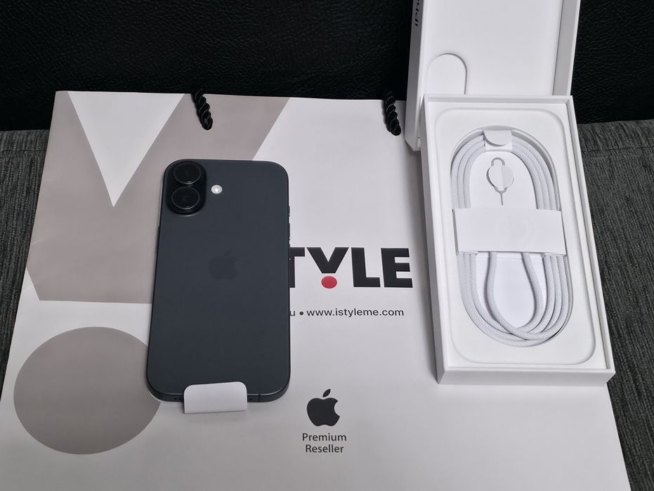 КАТО НОВ 256GB iPhone 17 iStyle Гаранция 2027г. Black | Черен