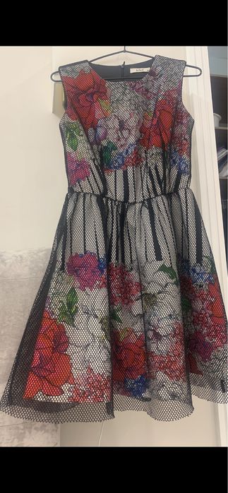 Продаю платье