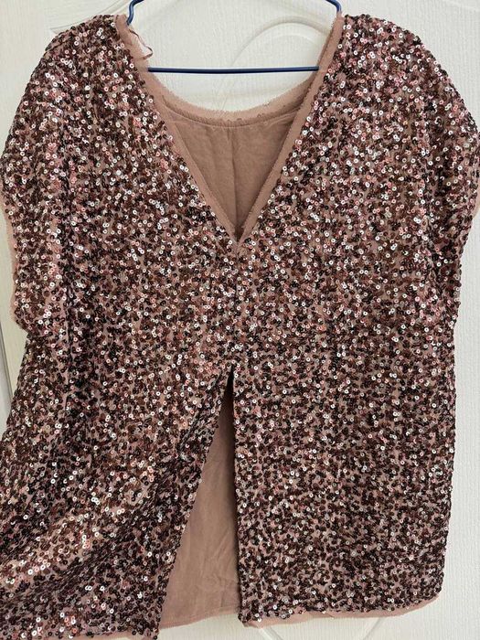 Новая футболки/блузка с пайетками NEXT, размер XL (54/56)