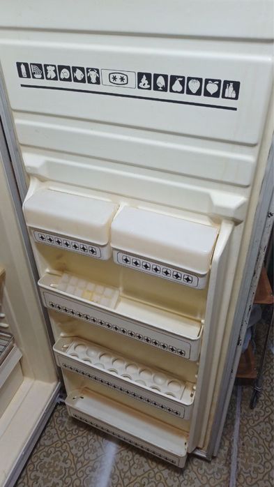 Продам холодильник