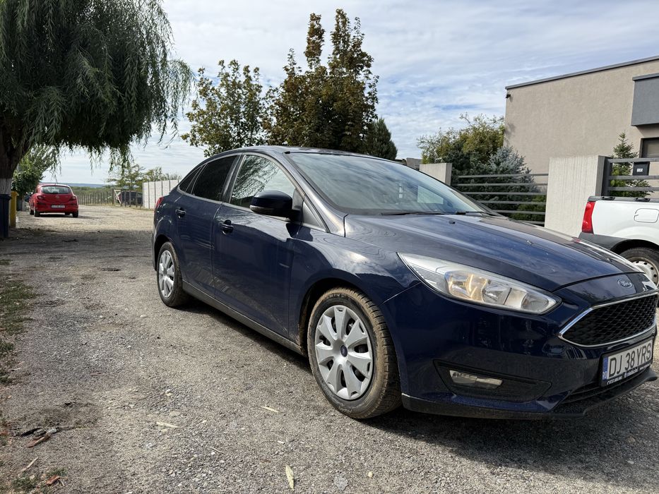 Vand Ford Focus 2016 1 litru Ecoboost Benzina km 243000
