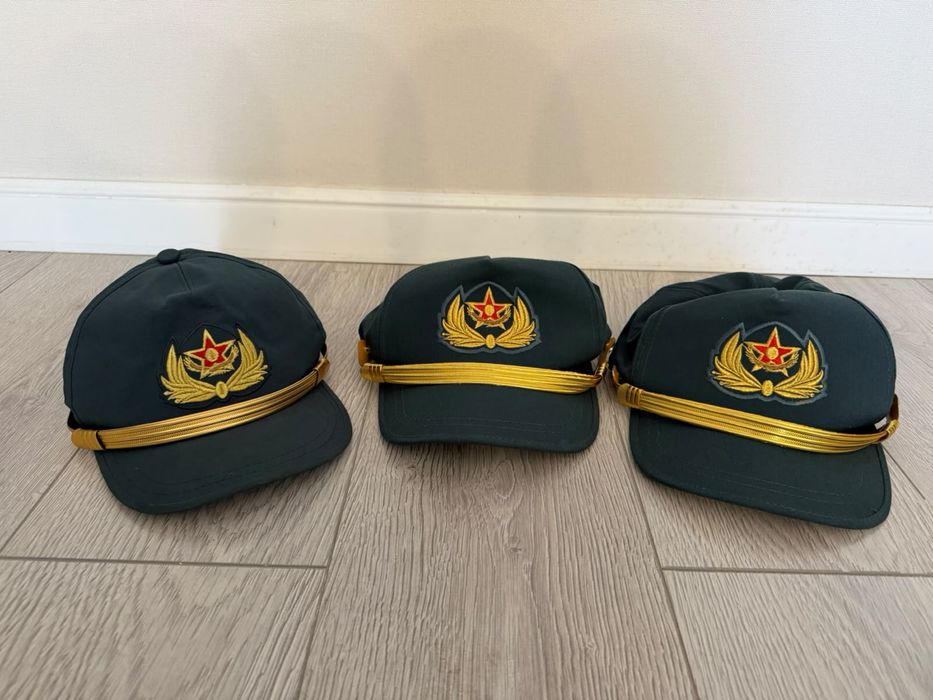Кепки военные новые и берет