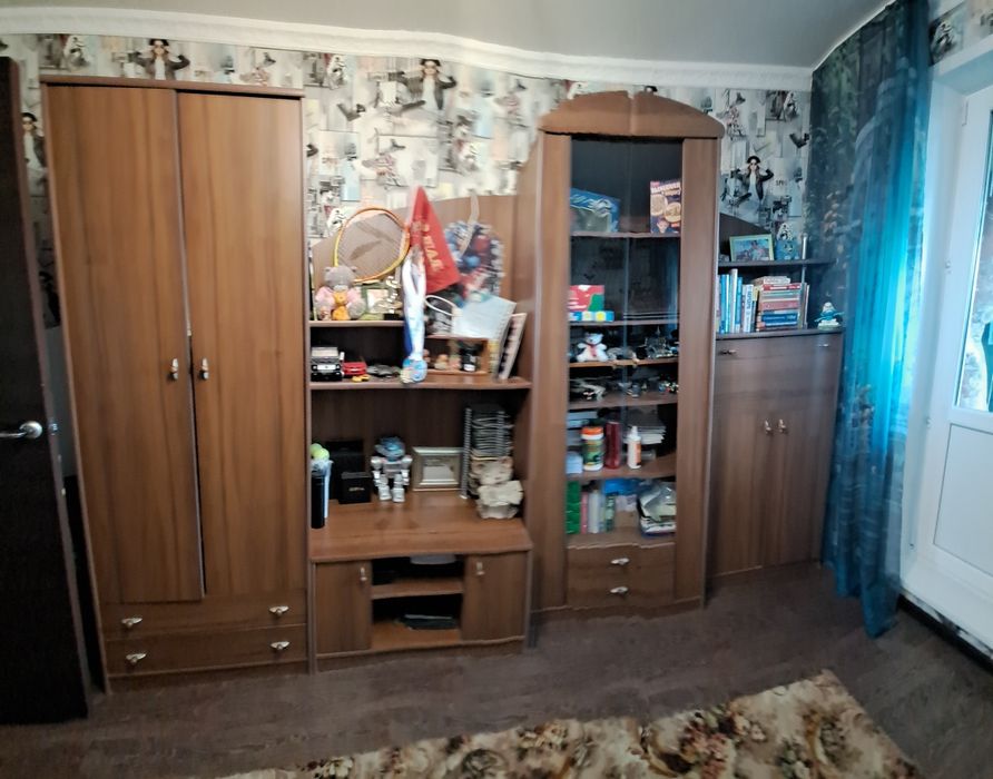 Продам горку. Стенку в отличном состоянии
