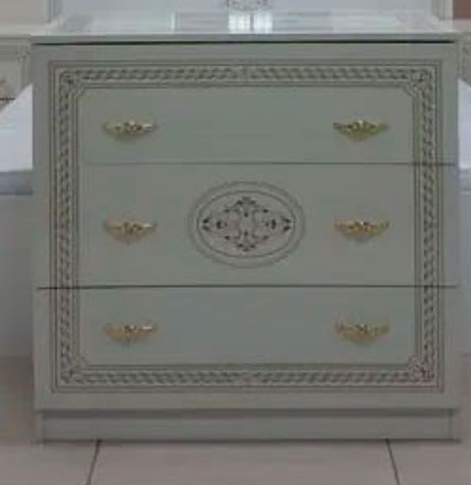 Продам шкаф и комод